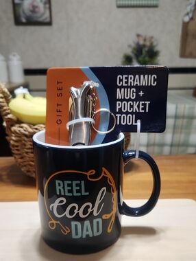 Ceramic Mug &pocket tool.